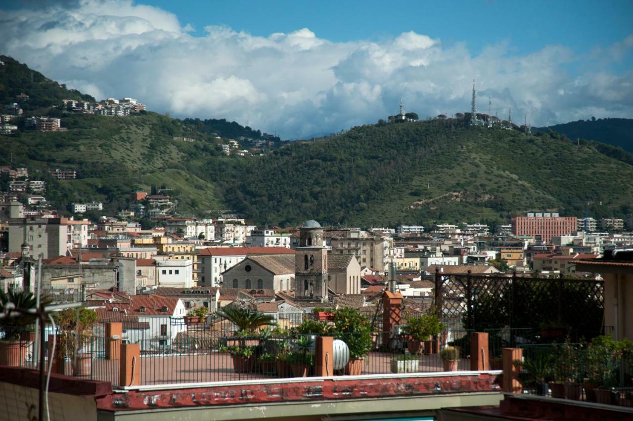 Sapientia B&B Salerno Bagian luar foto