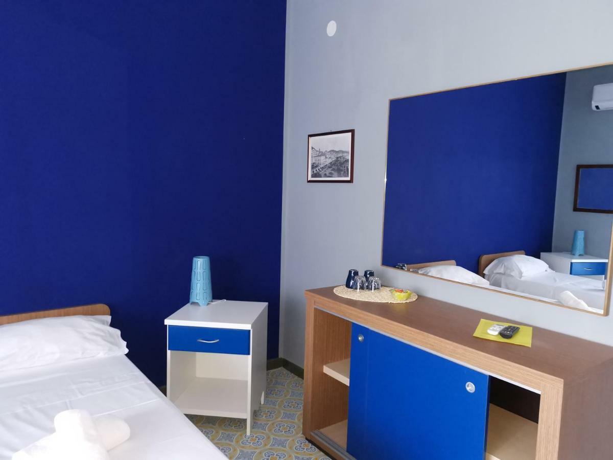 Sapientia B&B Salerno Bagian luar foto