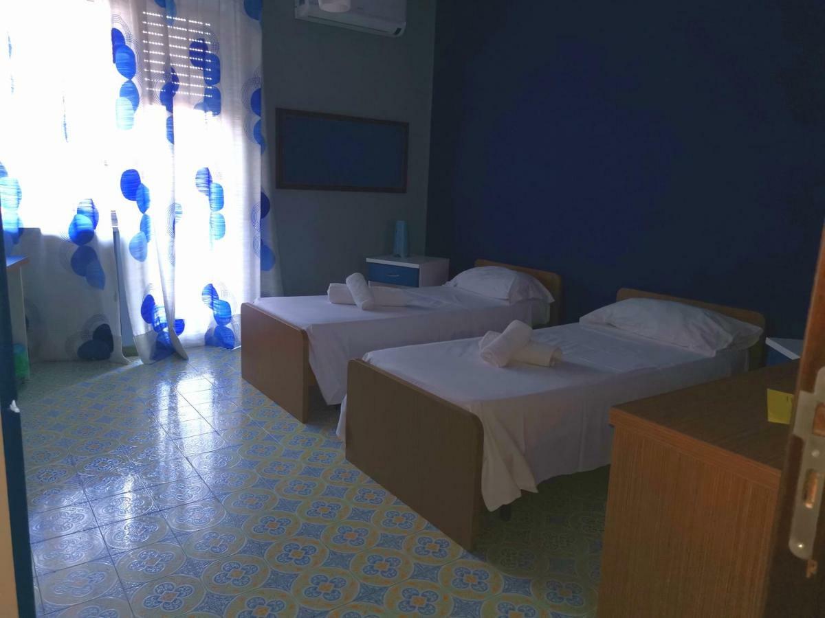 Sapientia B&B Salerno Bagian luar foto